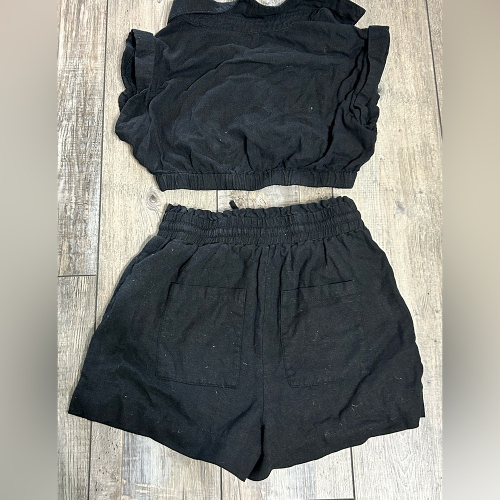 7 for All mankind Black Sleeveless button collared Crop Top & Shorts Set (2pcs) - Picture 4 of 5